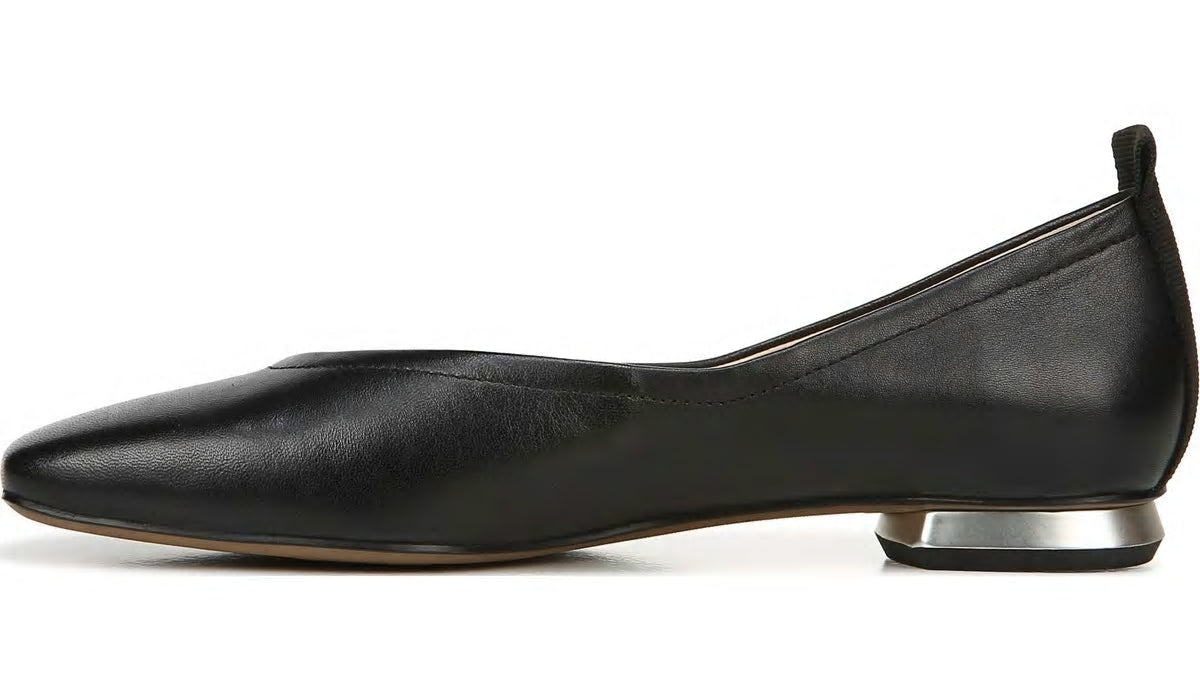 Franco Sarto Franco Ailee Flat Black Leather